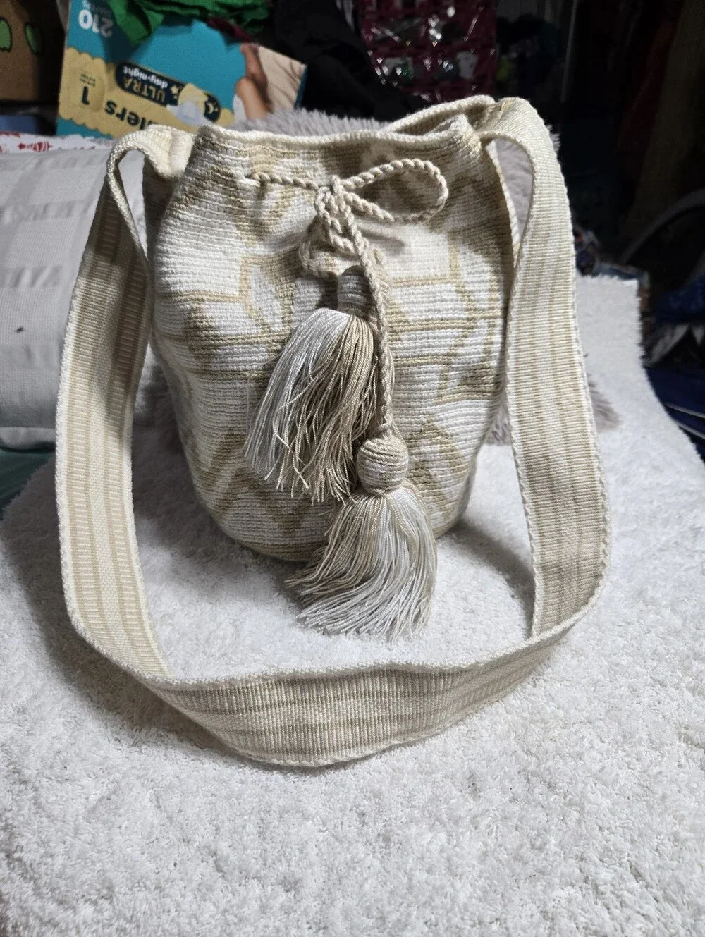 MEDIUM Wayuu Mochila Bag For Women original bolsa tejida colombiana